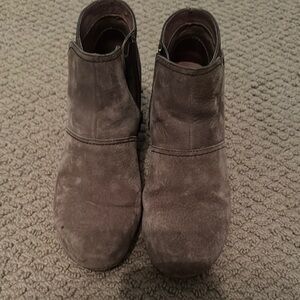 Women's Gray/Taupe Dansko Suede Ankle Boots